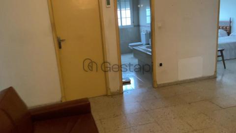 EDIFICIO CON GRAN POTENCIAL EN SAN VICENTE DO GROVE