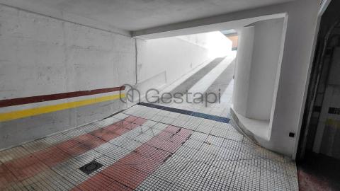 ALQUILER ANUAL ÁTICO EN COMBARRO